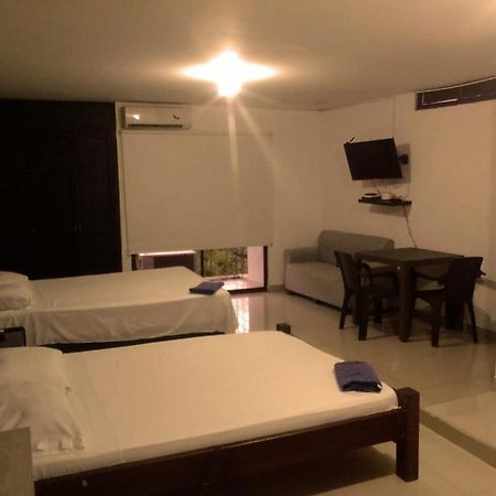 Apartahotel C&C Cali Zewnętrze zdjęcie